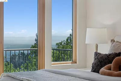 7101 Marlborough Terrace, Berkeley, CA 94705 - Photo 24