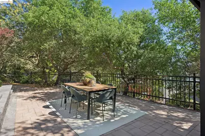 7101 Marlborough Terrace, Berkeley, CA 94705 - Photo 56