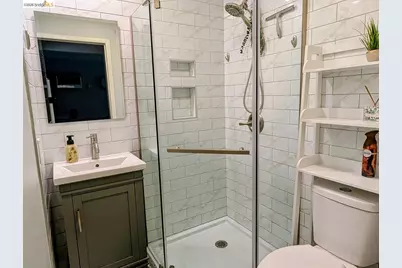 1839 42nd St, Sacramento, CA 95819 - Photo 12