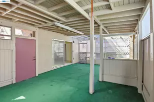 2550 Damuth St, Oakland, CA 94602 - Photo 40
