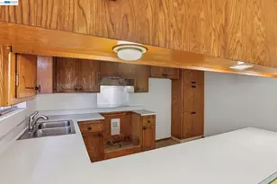 2550 Damuth St, Oakland, CA 94602 - Photo 28