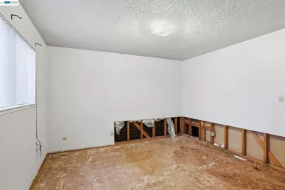 2550 Damuth St, Oakland, CA 94602 - Photo 32