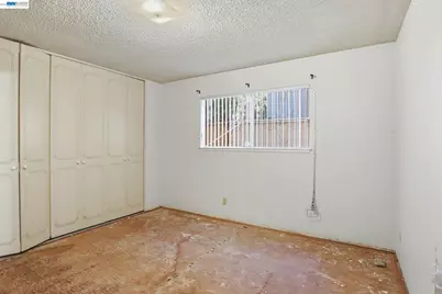 2550 Damuth St, Oakland, CA 94602 - Photo 20