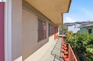 2550 Damuth St, Oakland, CA 94602 - Photo 36