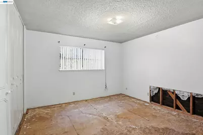 2550 Damuth St, Oakland, CA 94602 - Photo 18