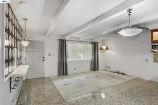 2550 Damuth St, Oakland, CA 94602 - Photo 10