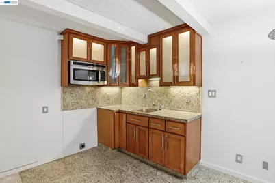 2550 Damuth St, Oakland, CA 94602 - Photo 14