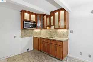 2550 Damuth St, Oakland, CA 94602 - Photo 14