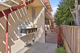2550 Damuth St, Oakland, CA 94602 - Photo 34