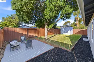 137 Tamarack Dr, Union City, CA 94587 - Photo 14