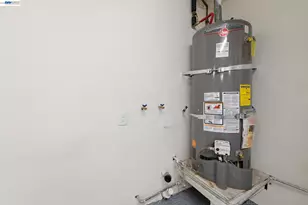 137 Tamarack Dr, Union City, CA 94587 - Photo 36