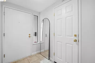 18018 Sahara Rd, Hayward, CA 94541 - Photo 16