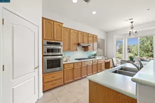 1129 Jonagold Way, Brentwood, CA 94513 - Photo 14