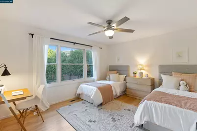 15 Aspinwall Ct, Orinda, CA 94563 - Photo 24