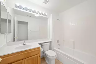 1759 Laurelgrove Ln, Tracy, CA 95376 - Photo 10