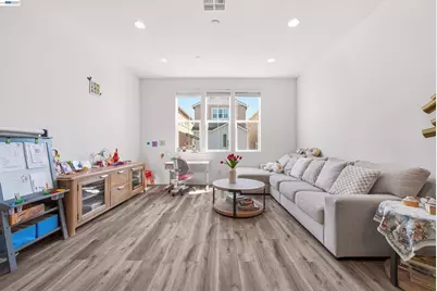 5569 Azalea Way, Newark, CA 94560 - Photo 6