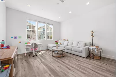 5569 Azalea Way, Newark, CA 94560 - Photo 4