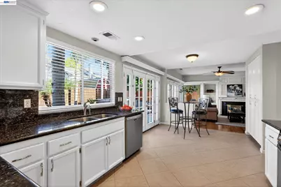 1120 Gatetree Court, Tracy, CA 95376 - Photo 16