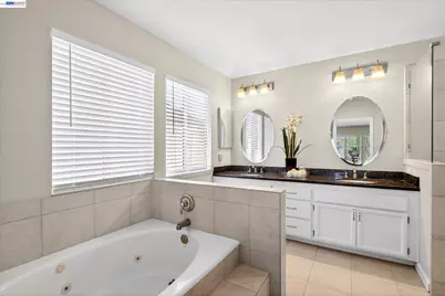 1120 Gatetree Court, Tracy, CA 95376 - Photo 26