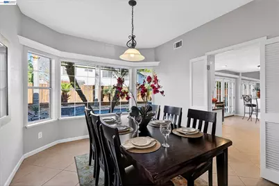 1120 Gatetree Court, Tracy, CA 95376 - Photo 12