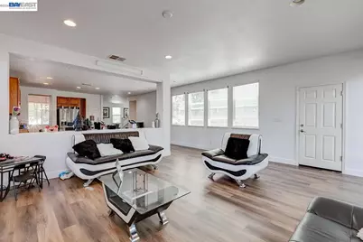 53 Puffin Cir, Oakley, CA 94561 - Photo 14