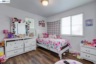 53 Puffin Cir, Oakley, CA 94561 - Photo 28