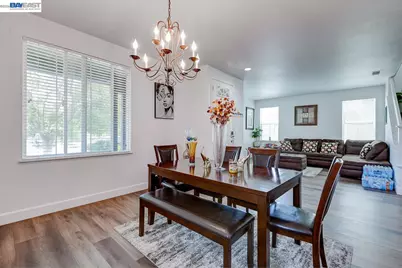 53 Puffin Cir, Oakley, CA 94561 - Photo 10