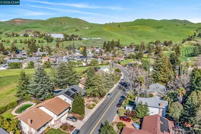 1897 Camino Estrada, Concord, CA 94521 - Photo 38