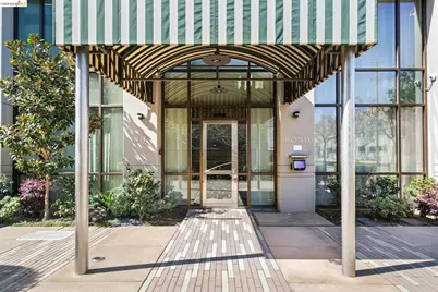 311 2nd St #511, Oakland, CA 94607 - Photo 1