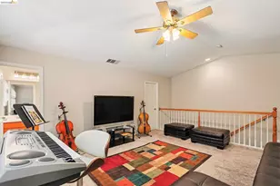 161 Monet Dr, Oakley, CA 94561 - Photo 32