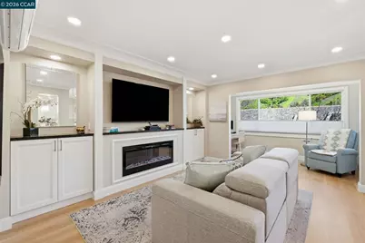 3410 Tice Creek Dr #8, Walnut Creek, CA 94595 - Photo 16