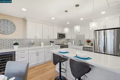 3410 Tice Creek Dr #8, Walnut Creek, CA 94595 - Photo 6