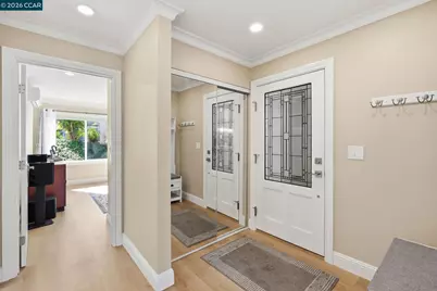 3410 Tice Creek Dr #8, Walnut Creek, CA 94595 - Photo 12