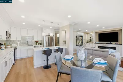 3410 Tice Creek Dr #8, Walnut Creek, CA 94595 - Photo 8