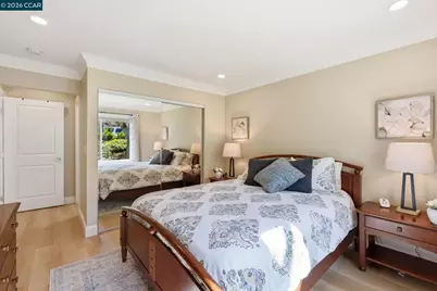 3410 Tice Creek Dr #8, Walnut Creek, CA 94595 - Photo 18