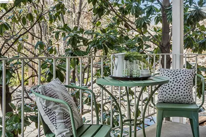 695 Mariposa #203, Oakland, CA 94610 - Photo 40