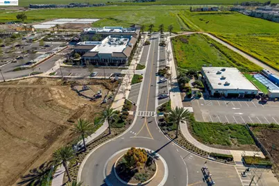 151 Vista Hermosa St, Mountain House, CA 95391 - Photo 54