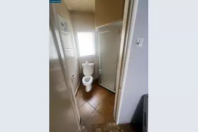 1161 64th St, Oakland, CA 94608 - Photo 10
