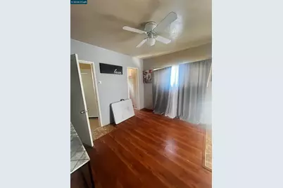 1161 64th St, Oakland, CA 94608 - Photo 12