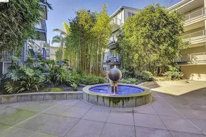 3090 Glascock St #405, Oakland, CA 94601 - Photo 30