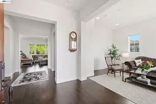 201 Willowbrook Ln, Moraga, CA 94556 - Photo 4