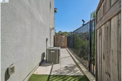 24170 Amaranth Loop, Hayward, CA 94541 - Photo 52