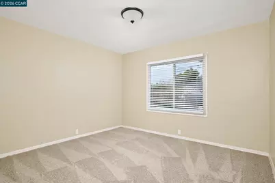 215 Roney Ave, Vallejo, CA 94590 - Photo 14