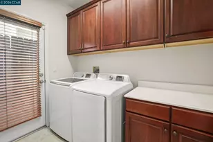 1821 Kern Mountain Way, Antioch, CA 94531 - Photo 14