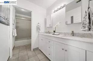 347 E T St, Benicia, CA 94510 - Photo 16