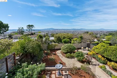 2729 Del Monte Ave, El Cerrito, CA 94530 - Photo 26