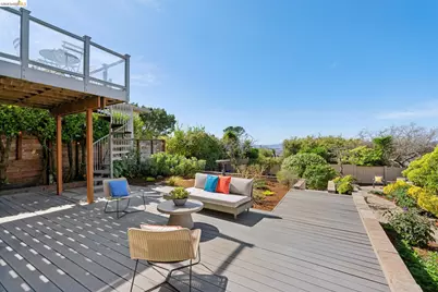 2729 Del Monte Ave, El Cerrito, CA 94530 - Photo 48