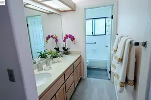 21103 Gary Dr, Hayward, CA 94546 - Photo 18