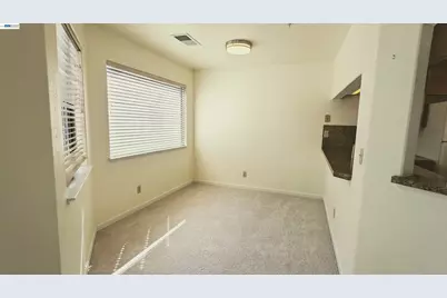 21103 Gary Dr #304D, Hayward, CA 94546 - Photo 8