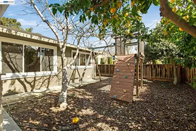 1358 Pine Ave, San Jose, CA 95125 - Photo 32